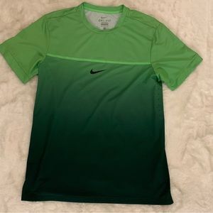 Rafael Nadal Nike 2015 US Open Outfit Ombré green Dr- fit